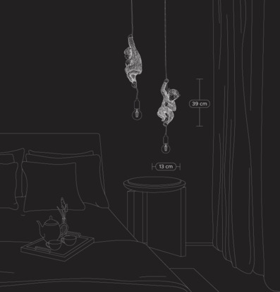 Taklampa Chip Svart från Werner Voss med klättrande apor