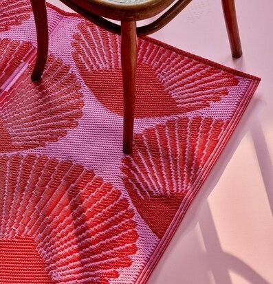 Plastmatta Röd/Rosa från Rice med geometriskt mönster