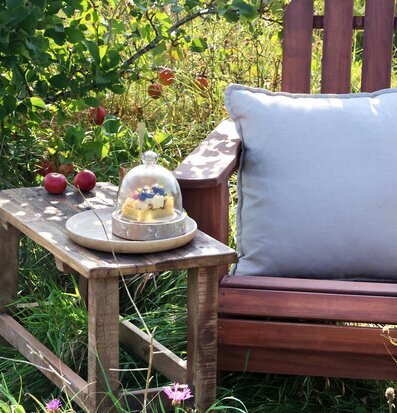 Serveringskupa Tours Natur från Chic Antique på rustikt bord