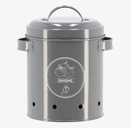 Bild av stilren plåtburk för lökförvaring i köket
