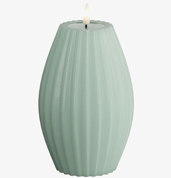 Stripe Candle Salvia 15cm från Deluxe Homeart i salviagrönt