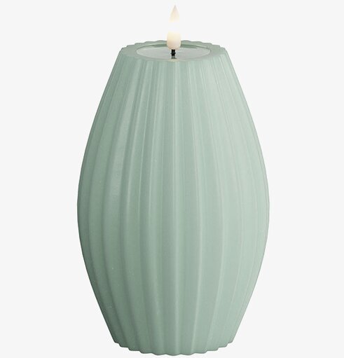 Stripe Candle Salvia 15cm från Deluxe Homeart i salviagrönt