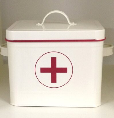 Plåtburk Medicinlåda M från Annat med rött kors och handtag
