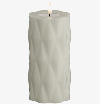 Harlequin Candle Sand 15cm från Deluxe Homeart i sandfärg