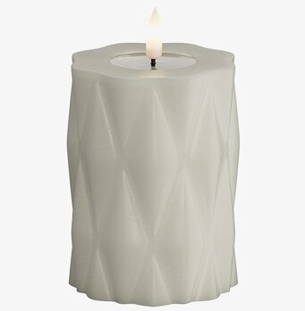 Harlequin Candle Sand 10cm från Deluxe Homeart i neutral miljö