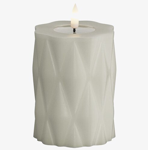 Harlequin Candle Sand 10cm från Deluxe Homeart i neutral miljö
