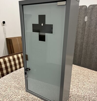 Medicinskåp Grå (fynd-id 4) Demerx