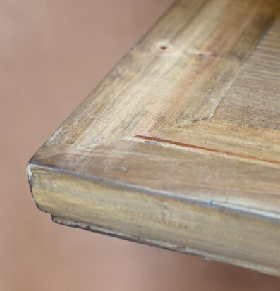 Konsolbord Natur från Chic Antique med detaljerad träfinish