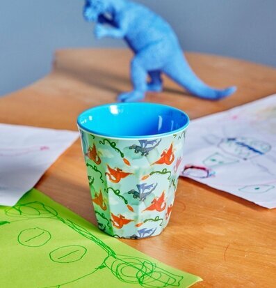 Bild av en lekfull och inspirerande inredningsscen