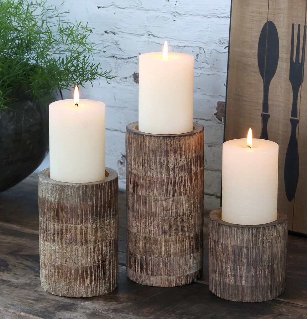 Ljusstake Blockljus från Chic Antique på rustikt träbord