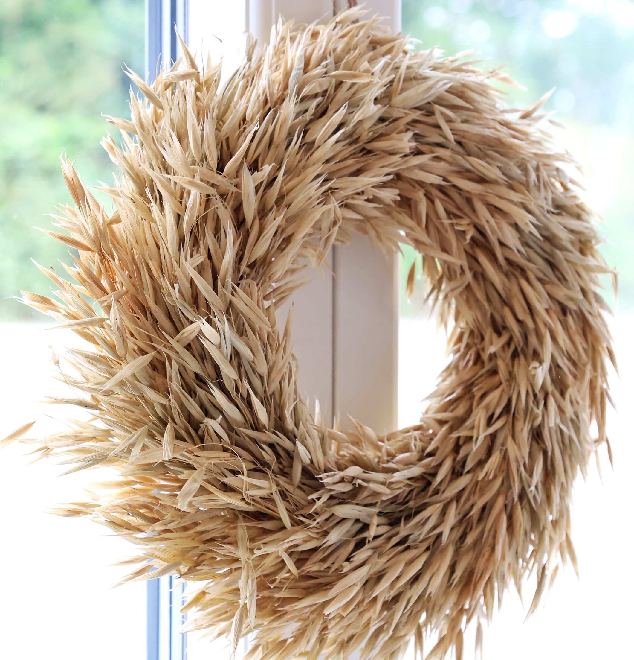 Krans Fleur Natur Ø30cm från Chic Antique i fönsterkarm