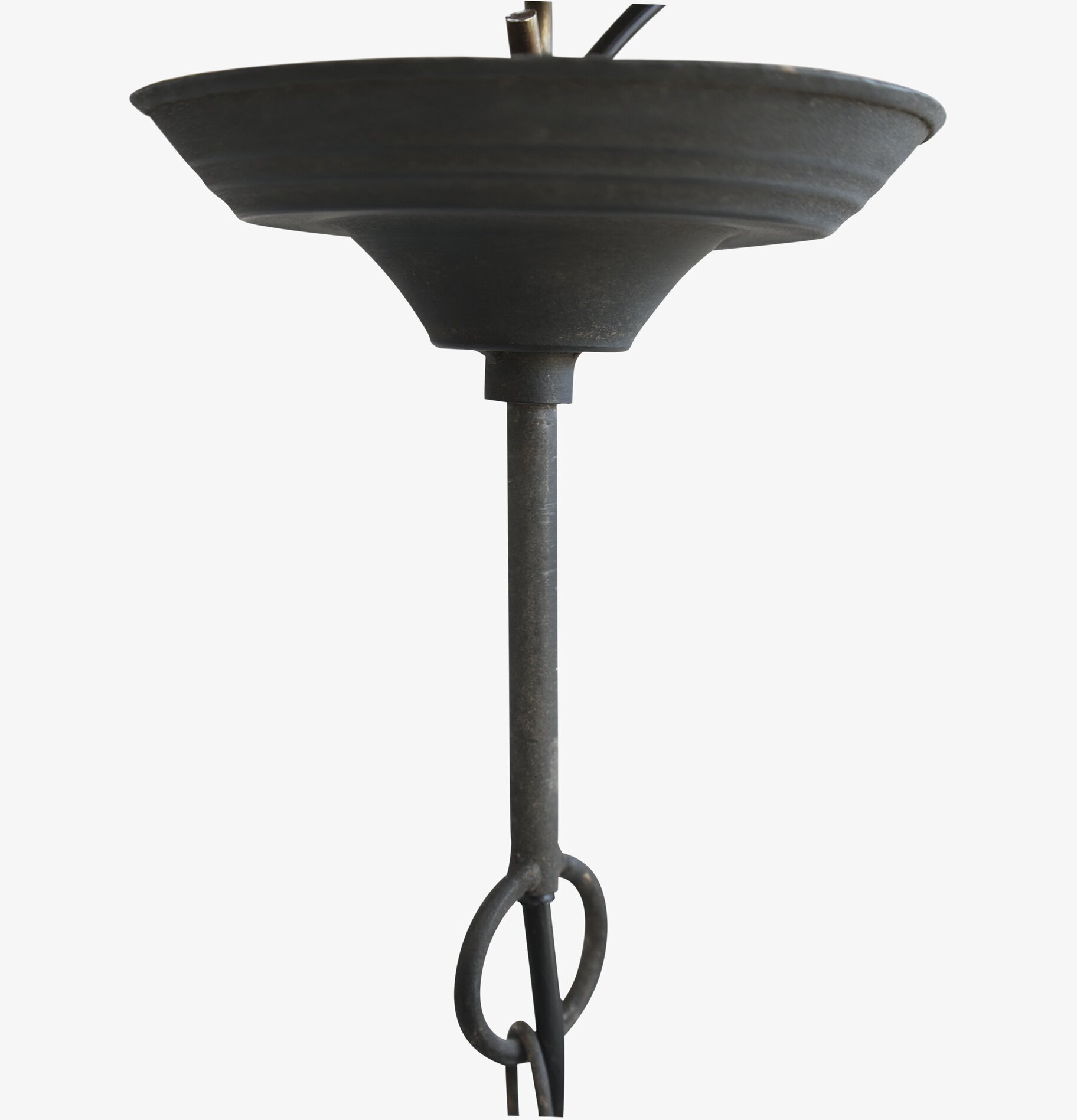 Taklampa Factory Antiksvart från Chic Antique, industristil