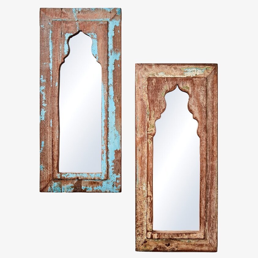 Treasure Spegel Unika från Affari med unika, slitna ramar