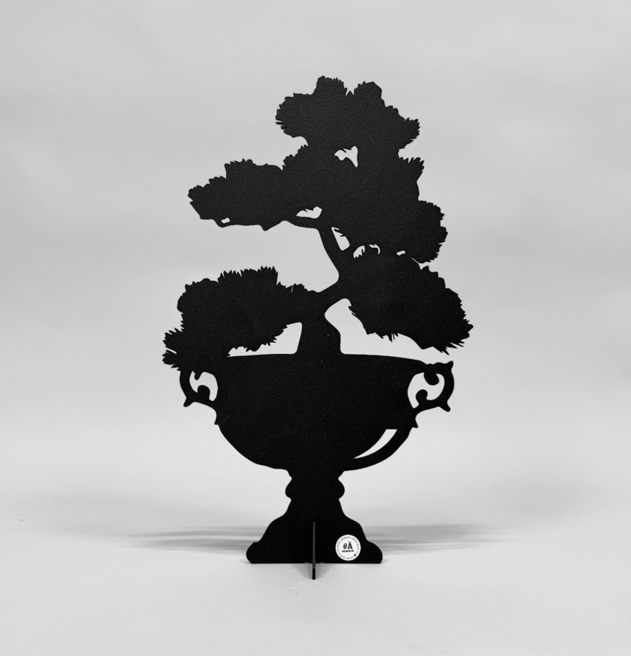 #ÄlskaPlåt Bonsaiträd Svart i svart metall från Älskaplåt