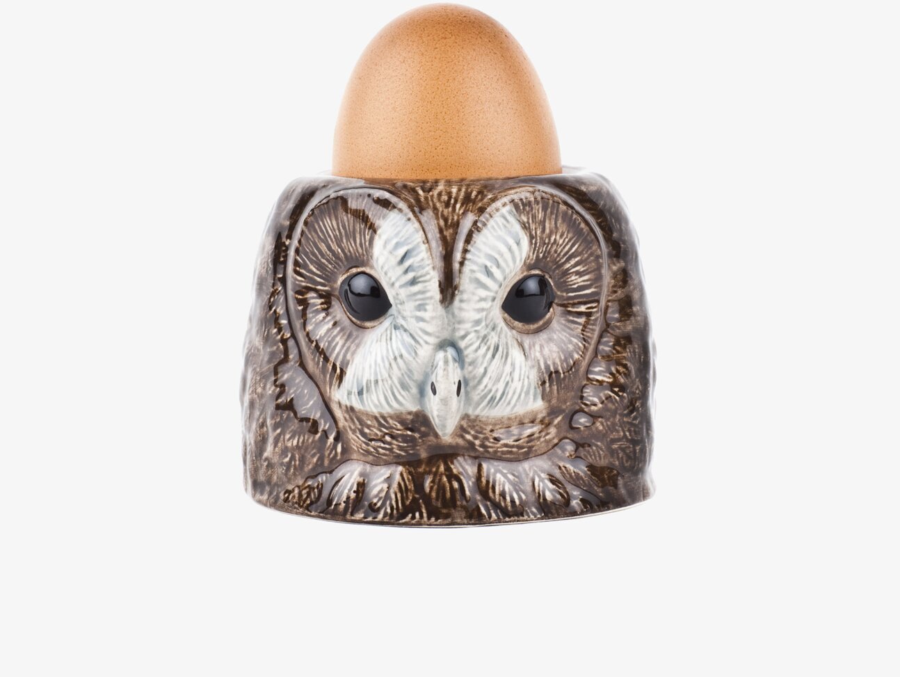 Äggkopp Uggla från Quail Ceramics på vit bakgrund