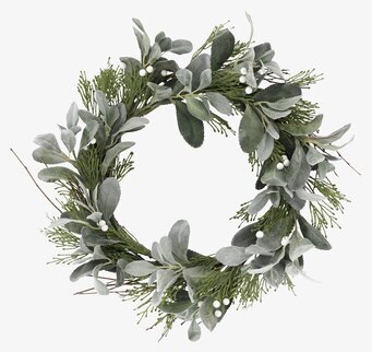 Fleur Krans Gran & Bär från Chic Antique hänger på en dörr