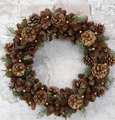 Fleur Krans Gran & Glittrande Kottar från Chic Antique