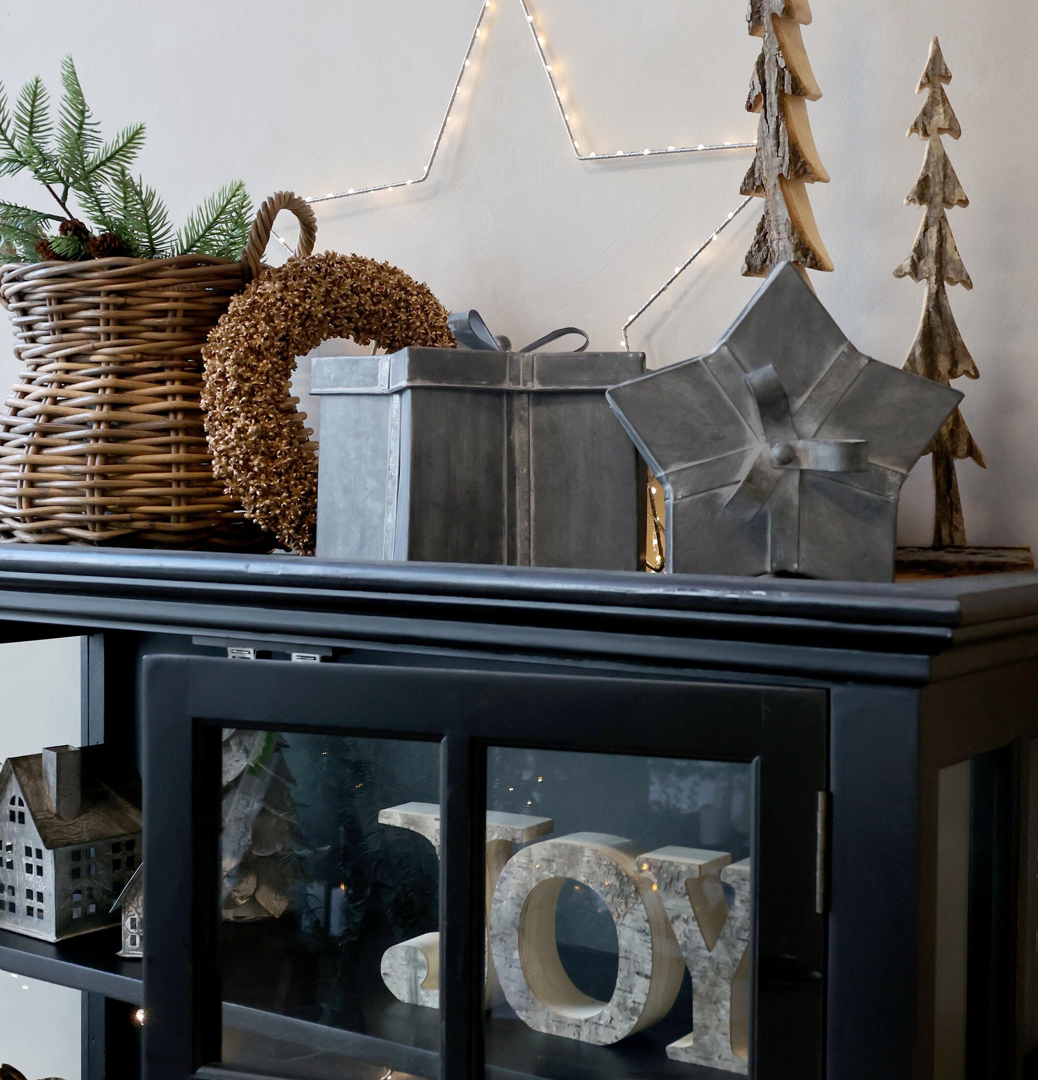 Ask Stjärna Med Rosett Set/3 från Chic Antique på träskänk