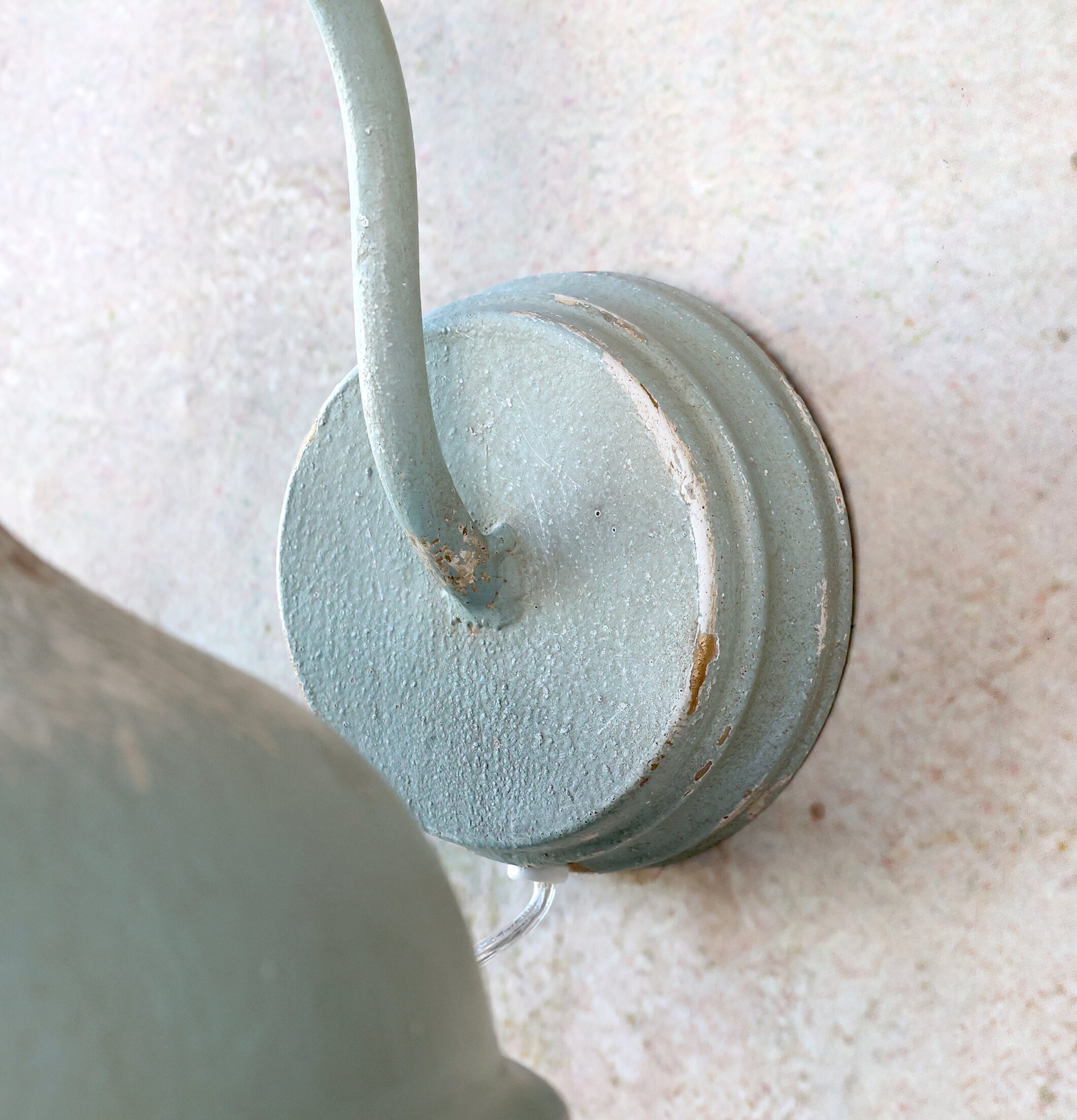 Vägglampa Antik Opal från Chic Antique i antik stil