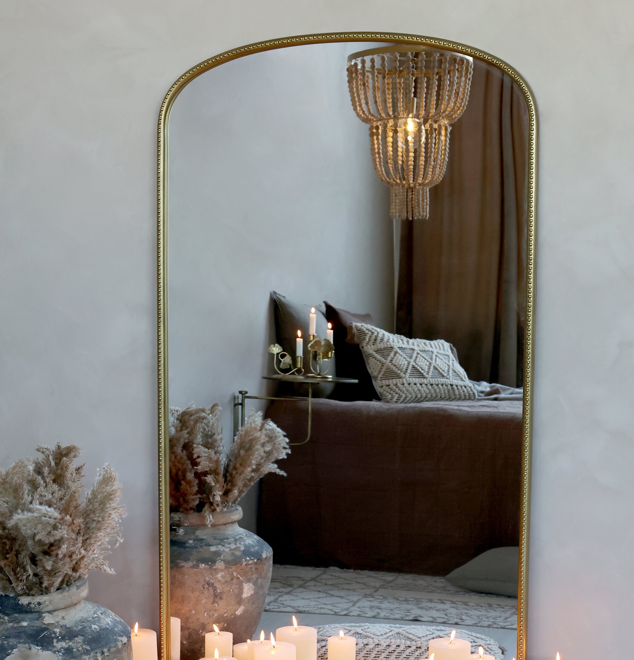 Ljuskrona Träpärlor Natur från Chic Antique i rustik miljö