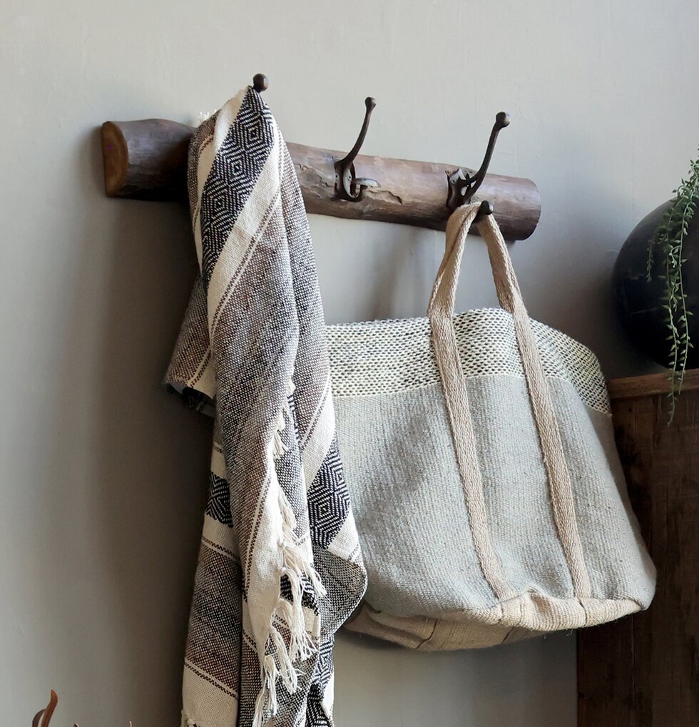 Klädhängare Grimaud från Chic Antique med rustik design