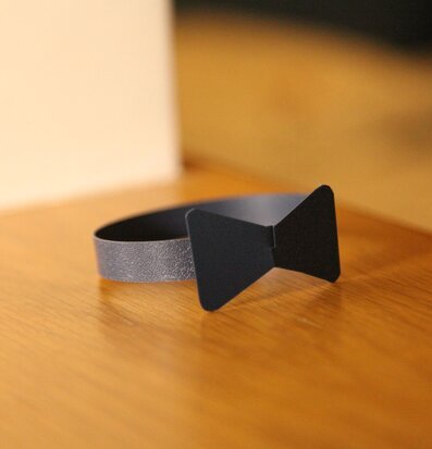 Fluga till Mr.P One Man Shy från Propaganda på träyta