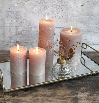 Spegelfat Antik Mässing 47.5 cm från Chic Antique med ljus