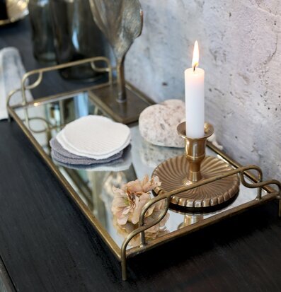 Spegelfat Antik Mässing 39.5cm från Chic Antique på bänk