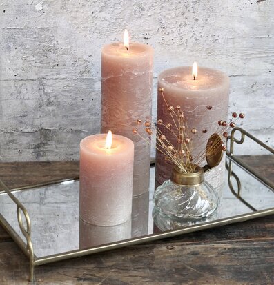 Spegelfat Antik Mässing 39.5cm från Chic Antique på träyta