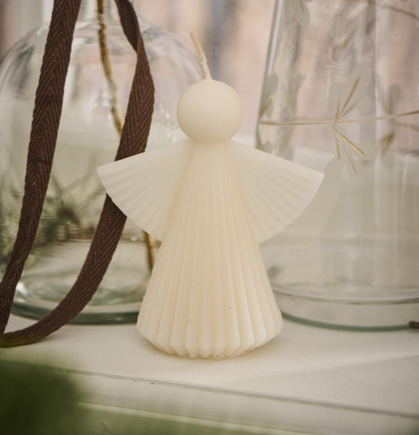 Ljus Ängel Vit från IB Laursen med dekorativa element