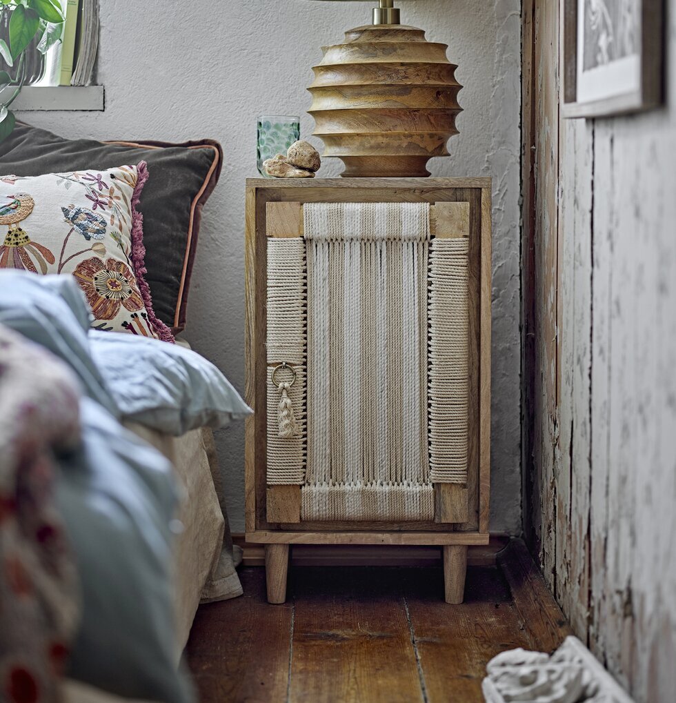 Byrå Natur Cubas från Bloomingville med handknutet snörverk