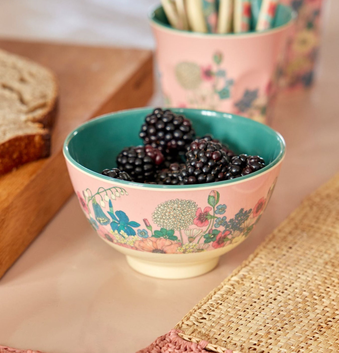 Liten Skål Flower Collage Print från Rice med björnbär