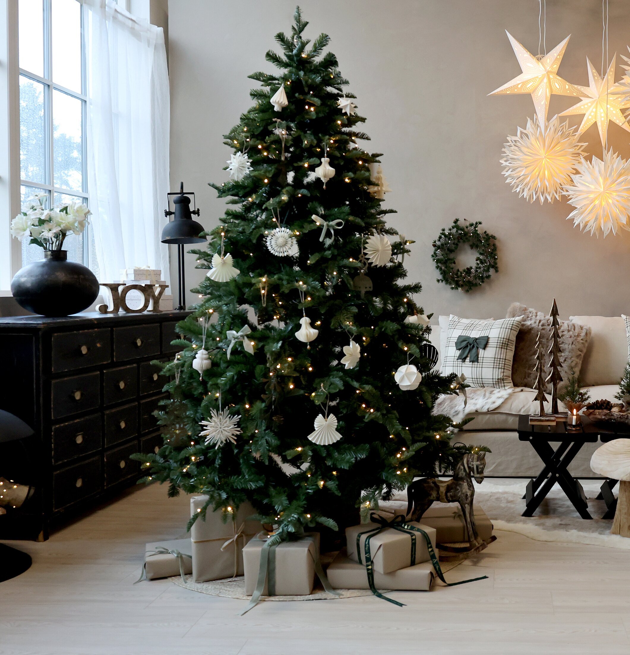 Fleur Julstjärna Snö/Glitter Creme från Chic Antique hänger