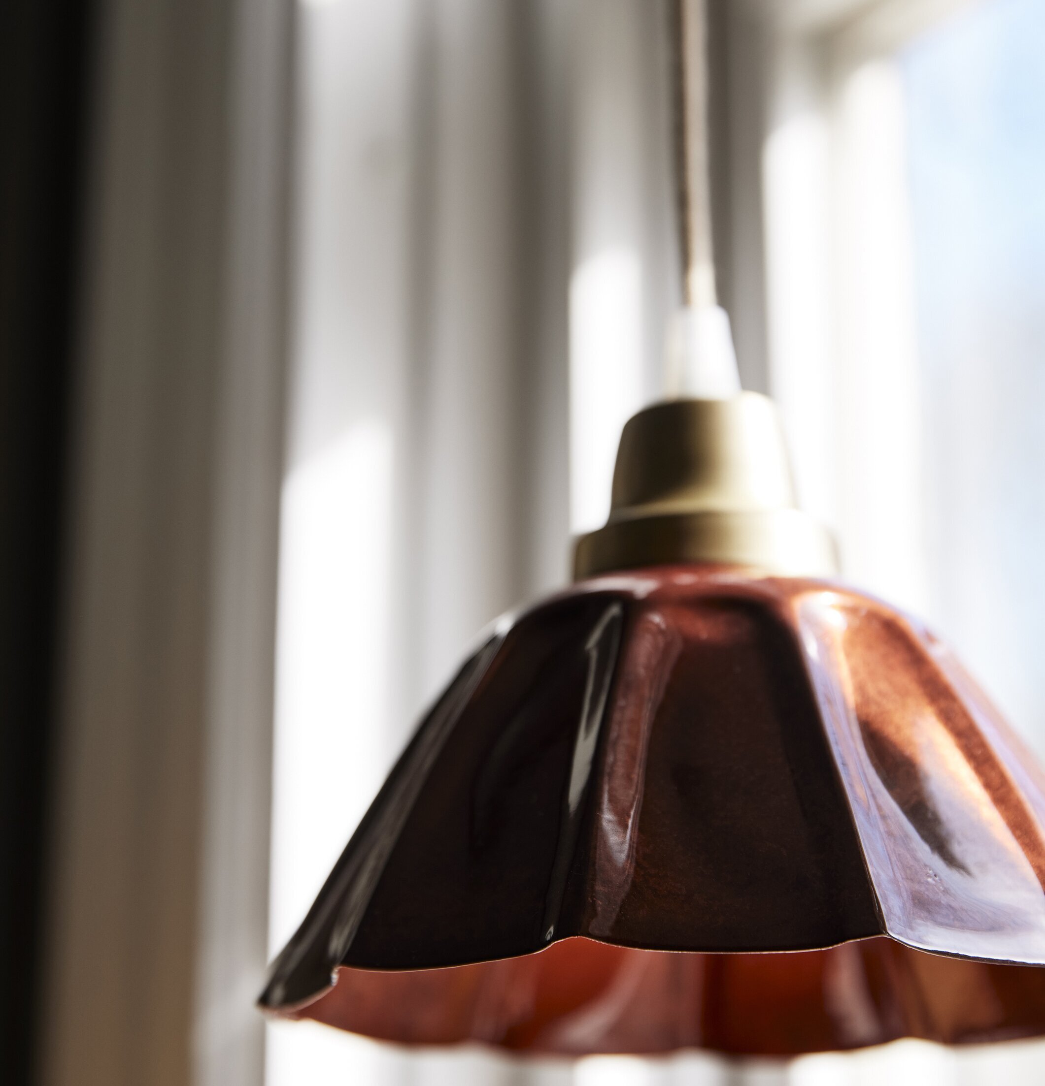 Fönsterlampa Ester Terracotta 17cm från PR Home i fönster