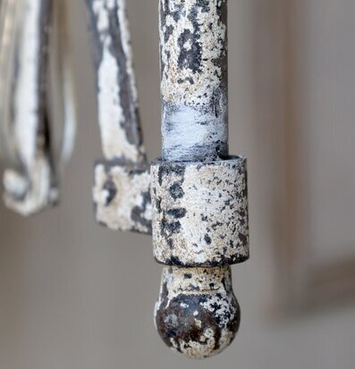 Vägglampa Antique Creme från Chic Antique med patinerad yta