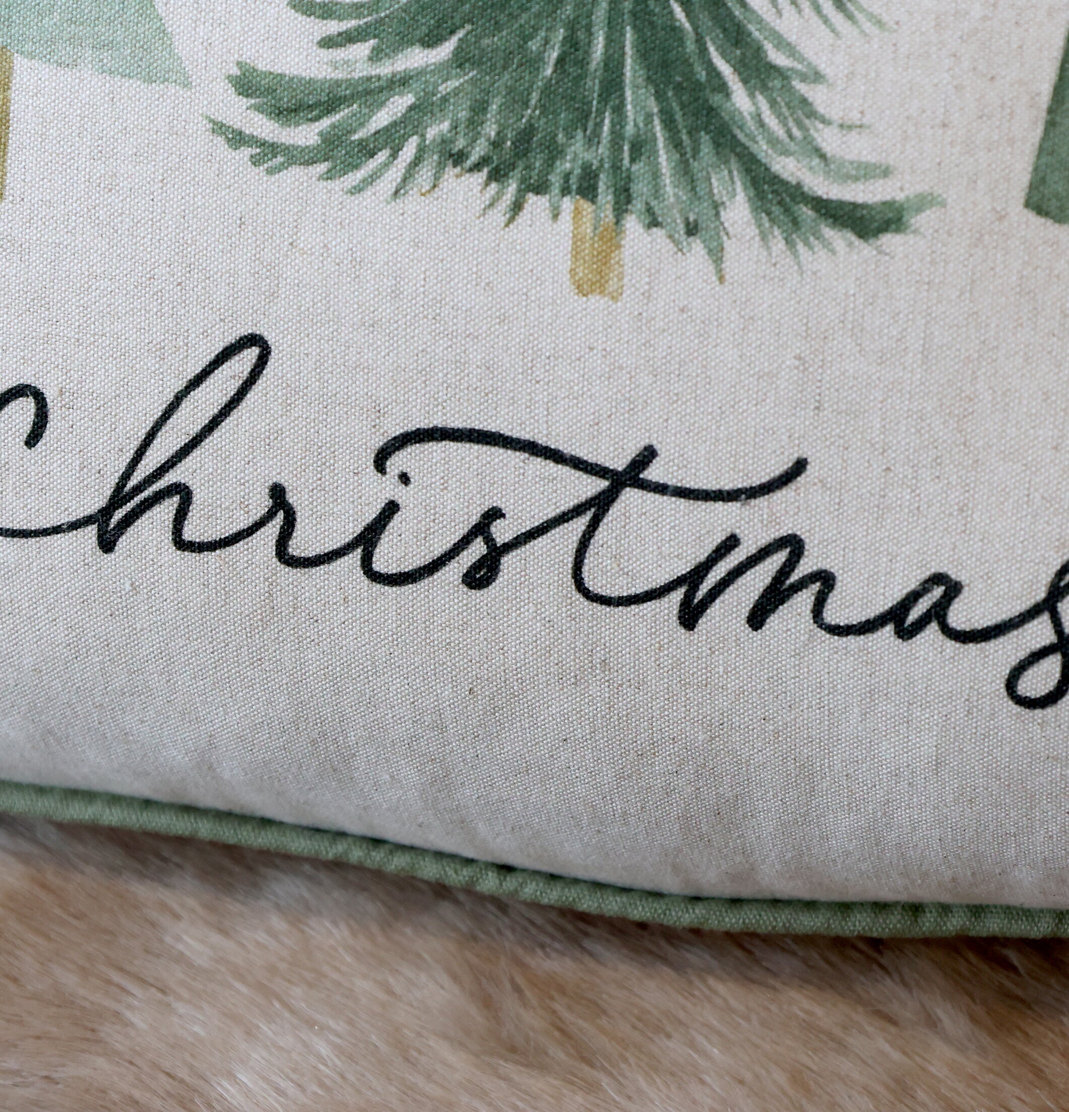 Kuddfodral Christmas från Chic Antique med julgransmotiv