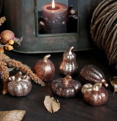 Dekorationspumpor Set/6 Glitter från Chic Antique i höstmiljö