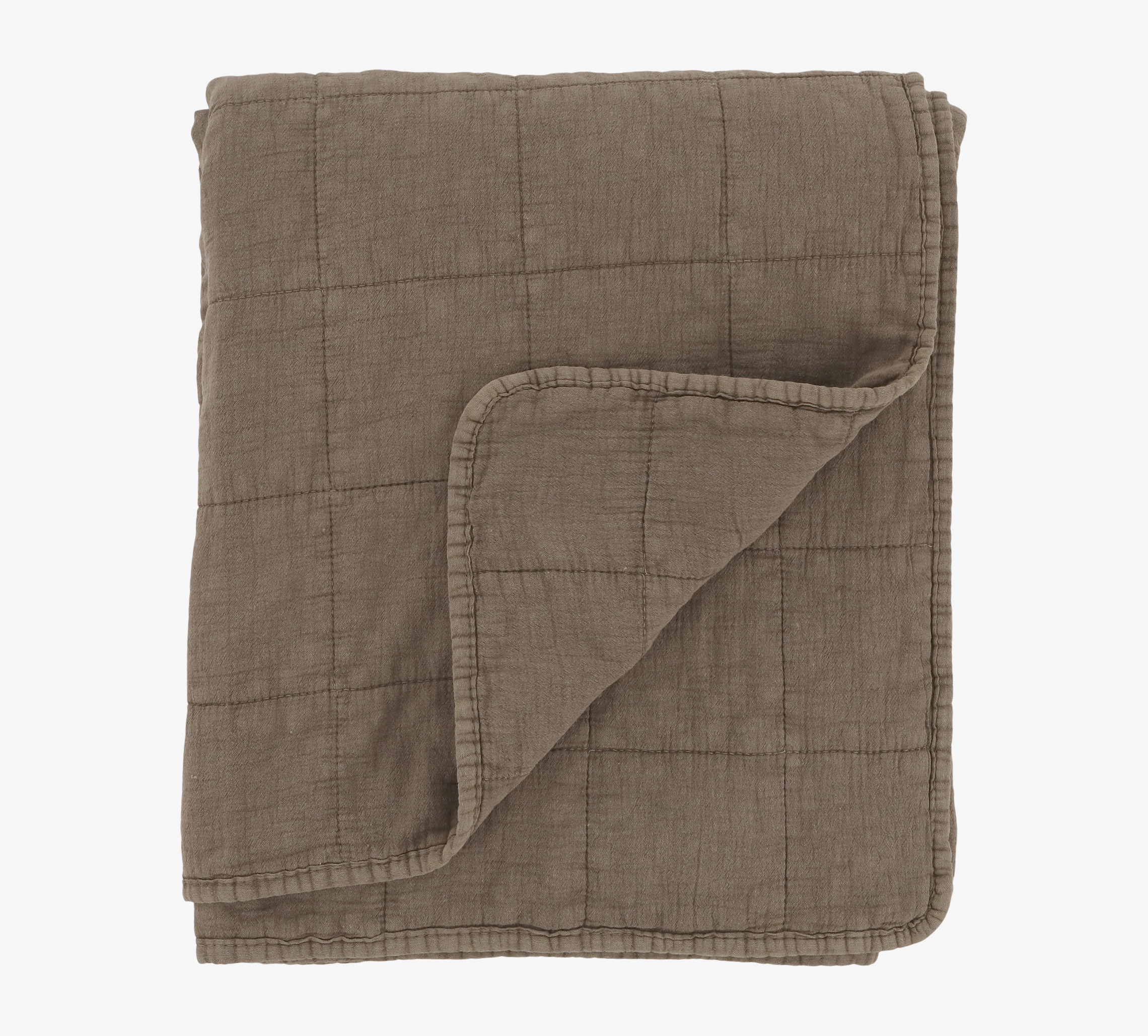 Aix Vintage Quilt Valnöt från Chic Antique i valnötsfärg