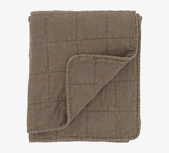 Aix Vintage Quilt Valnöt från Chic Antique i valnötsfärg