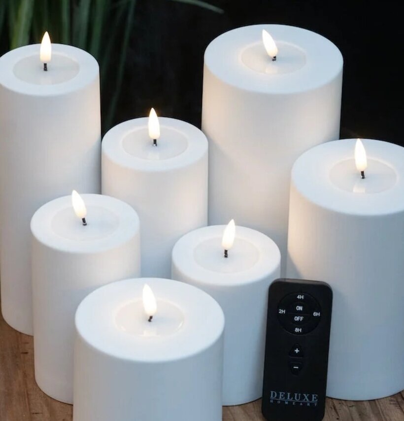 Blockljus Utomhus Vit 7.5x15cm från Deluxe Homeart på trädäck