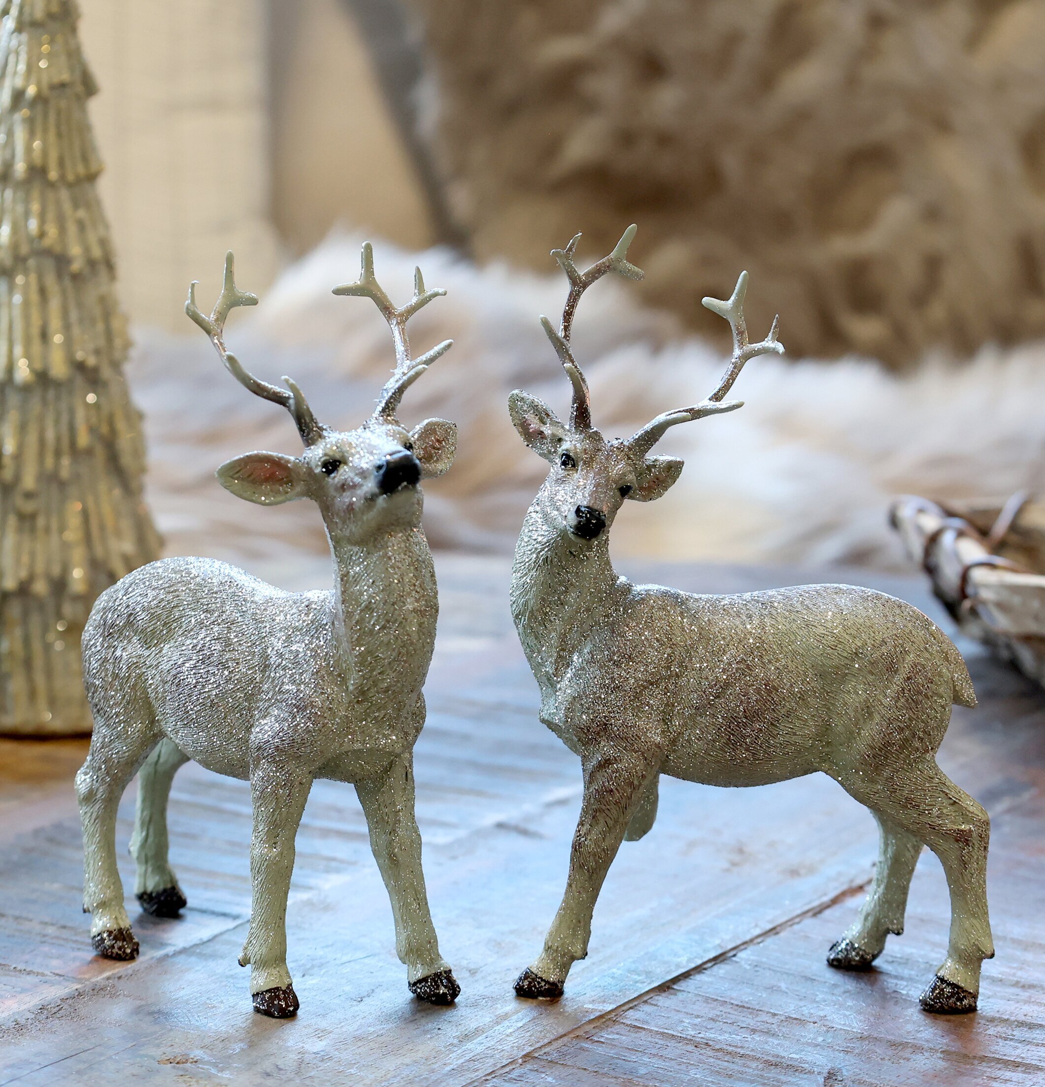 Glittrande Renar set/2 Verte från Chic Antique på träbord