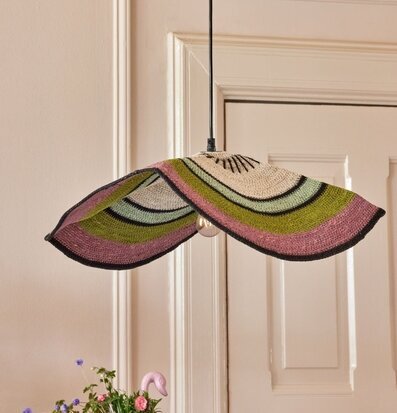 Taklampa Green Rice från Rice med färgglad, flätad skärm