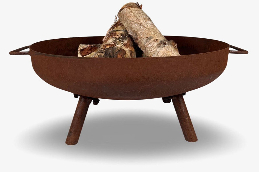 Eldfat Rost från Miljögården på vit bakgrund med vedträn