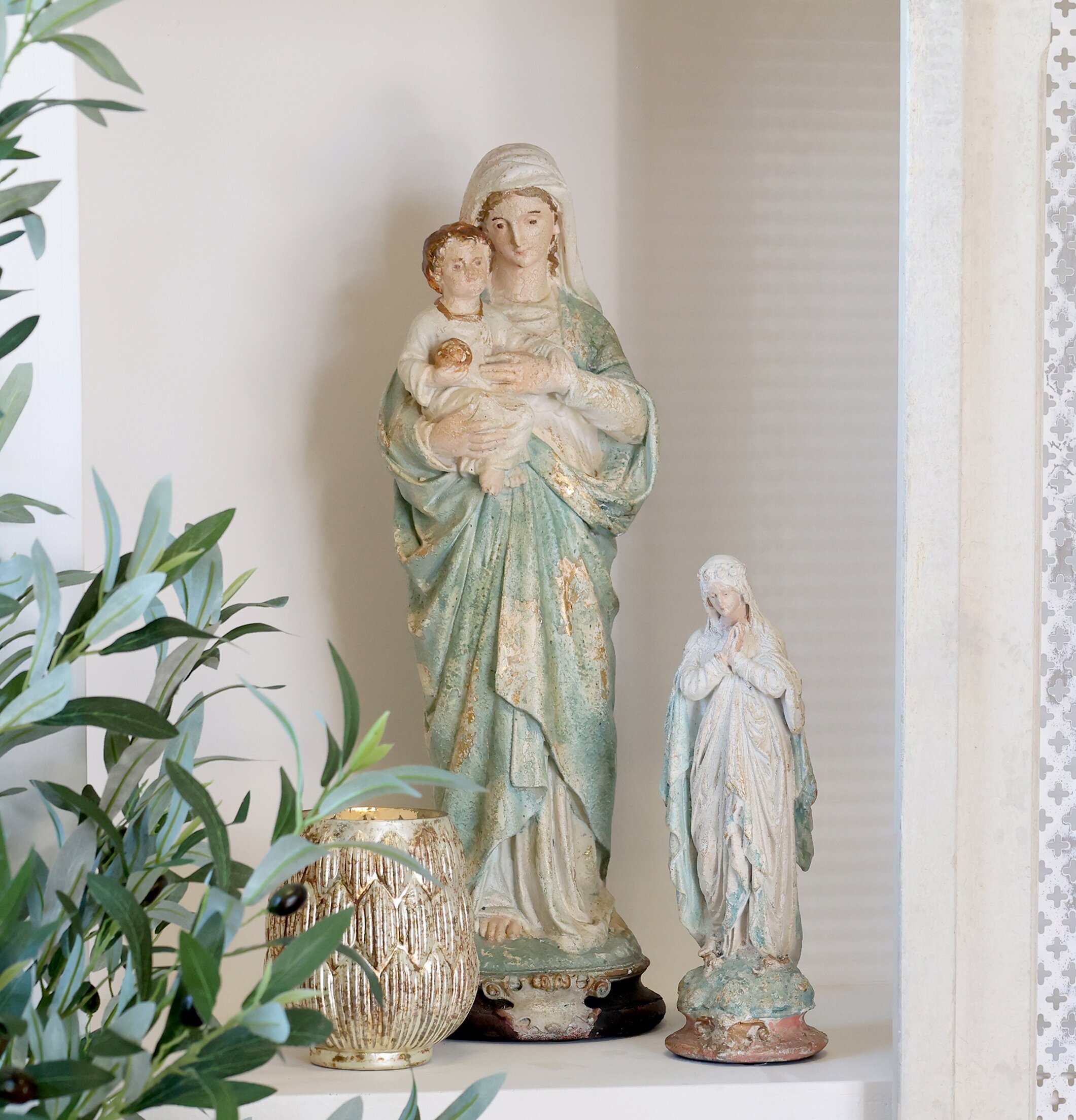 Staty Madonna Opal Chic Antique Statyer, statyetter, figuriner för inomhusbruk eller altaner Ballerinor Övrig prydnad/dekoration inredning