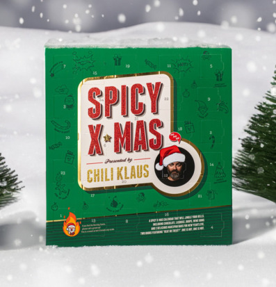 Bild av adventskalender med julig och vintrig atmosfär