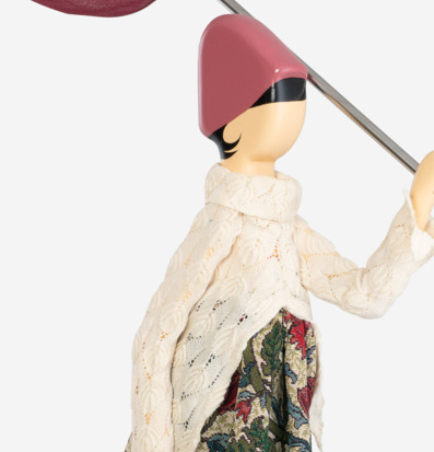 Bild av en unik och konstnärlig bordslampa i hemmet