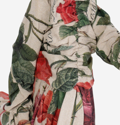 Bild av bordslampa med botaniskt mönstrad skärm