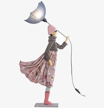 Bild av unik bordslampa med figur och paraplydesign