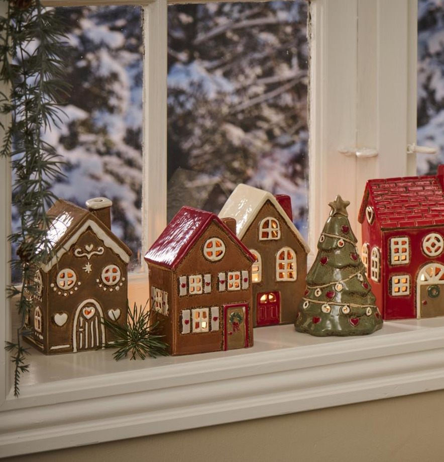 Ljuslykta Pepparkakshus Stillenat Med Krans Röd IB Laursen Lyktor Endless Light Ljuslyktor