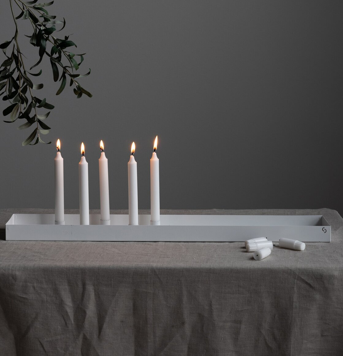 Ljusstake Med Magnetiska Ljushållare Vit Storefactory Ljusstakar Adventsstakar Ljushyllor